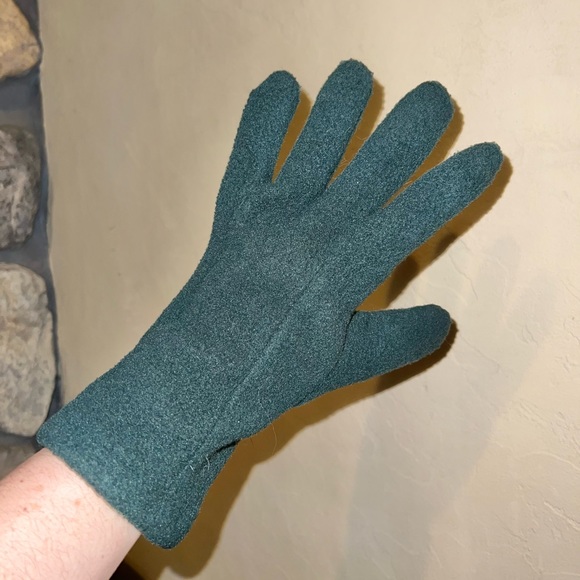 Patagonia Fleece Synchilla Gloves - Picture 7 of 7